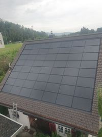 Photovoltaikanlage EFH - Hutter Bedachungen AG